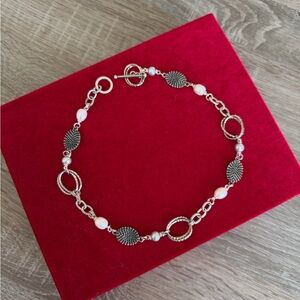 Michael Dawkins Silver&Pearl necklace